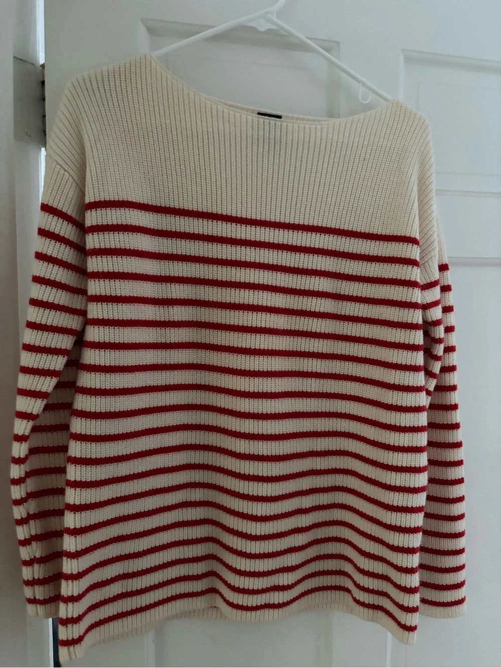 GAP Cream and Red Striped Crew Sweater - Picture 1 of 4